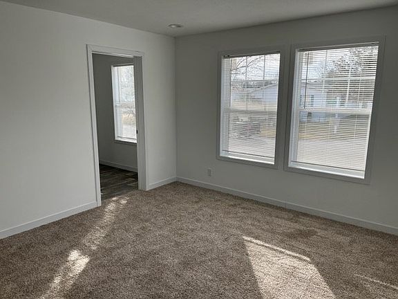 4th image of 57400 Bedford Blvd #700