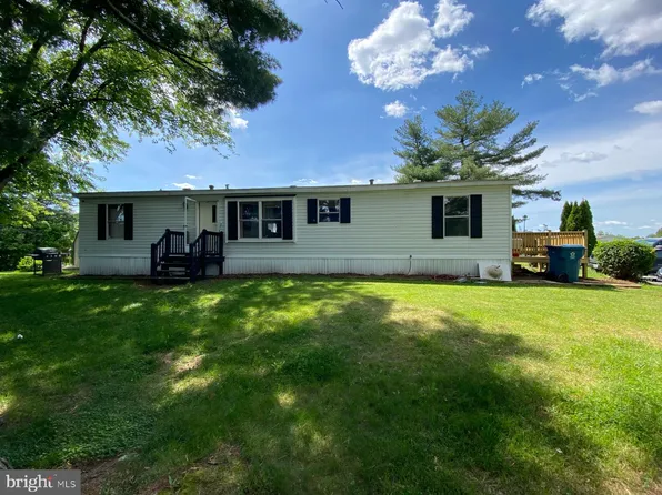 16903 Harbinger Ct, Hagerstown, MD 21740