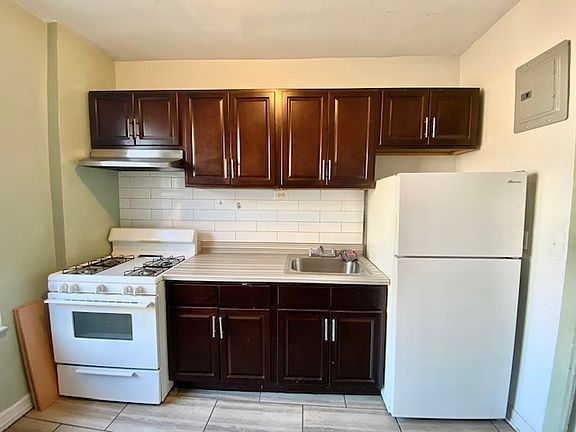 5th image of 210 W 262nd St APT 6H