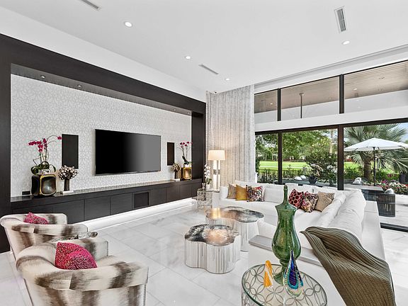 5th image of 8388 Del Prado Drive