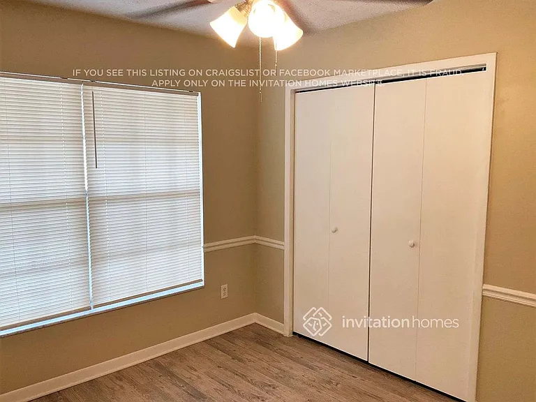 3831 Parkside Dr — Photo 8