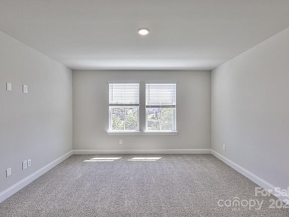 4th image of 105 Ciara Pl #D