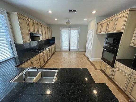 5th image of 31541 Sagecrest Dr