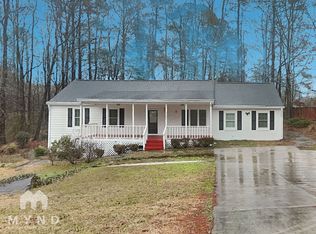 3042 Caliente Ln, Rex, GA 30273