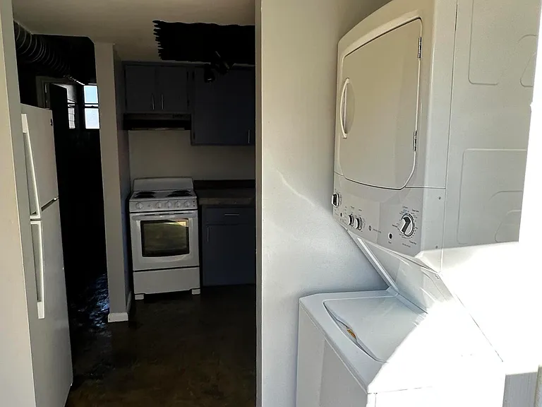 703 Wilkinson Blvd #2 — Photo 9