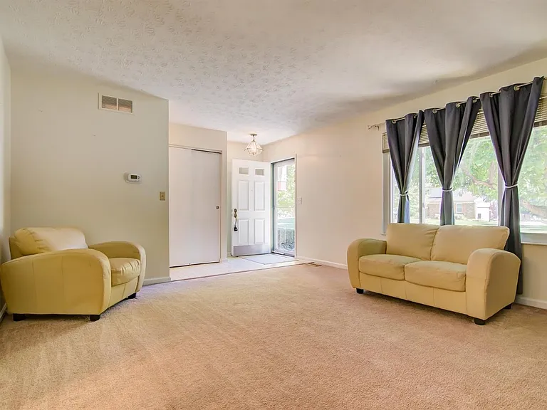 8174 Maddox Dr — Photo 6