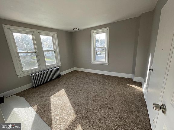 5th image of 227 W Church St