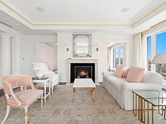 5th image of 776 Boylston St Unit E9-a