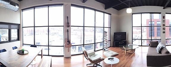 4th image of 350 E Short St Unit 302