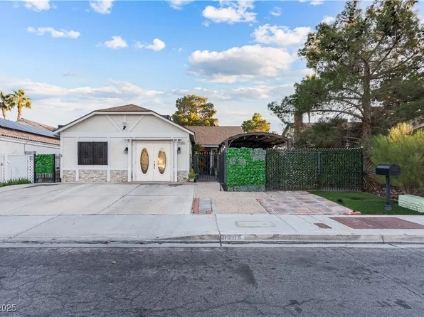 6205 Carmen Blvd, Las Vegas, NV 89108