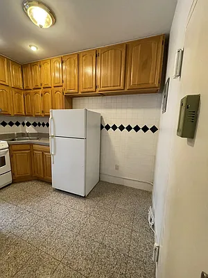 Rented by Corcoran | media 17