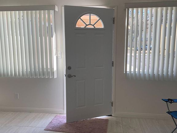 2nd image of 6441 Glade Ave
