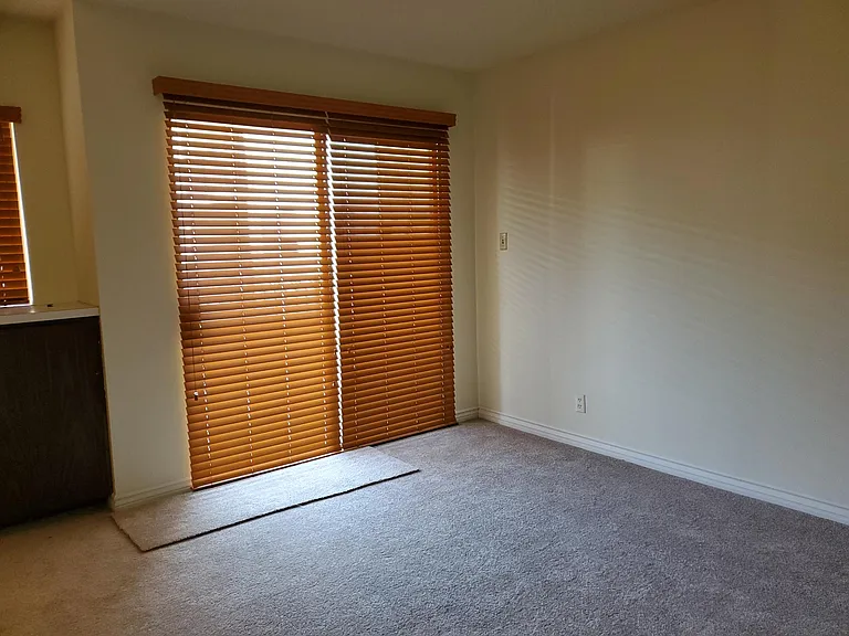 277 Pleasant St #215 — Photo 5