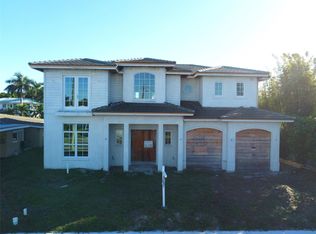 310 SE 9th Ct, Pompano Beach, FL 33060