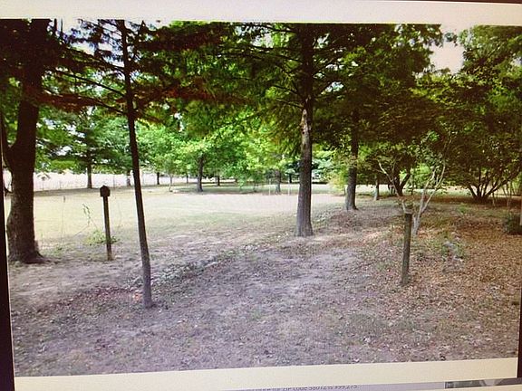 4th image of 131 Cannon Dr