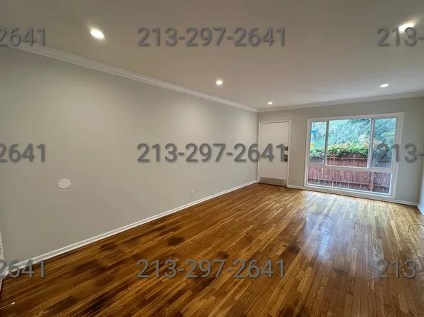 8035 Hollywood Blvd APT 2, Los Angeles, CA 90046