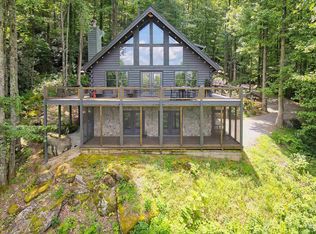 923 Hawkeye Trl, Rabun Gap, GA 30568