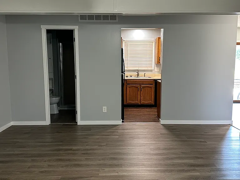 2711 Allison Ave — Photo 10