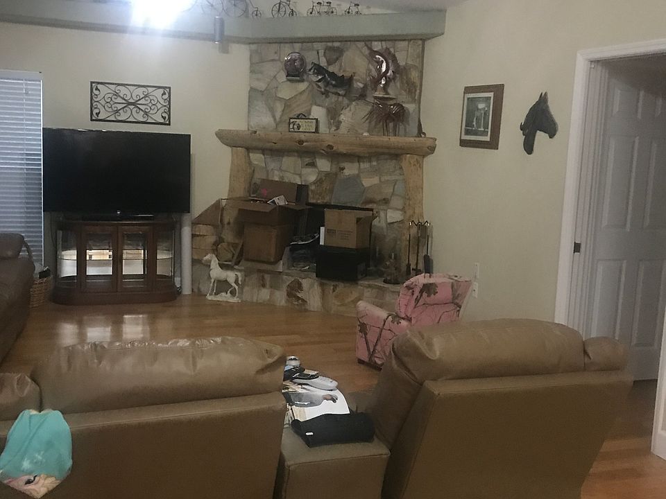 1st image of 28006 65th Ave E