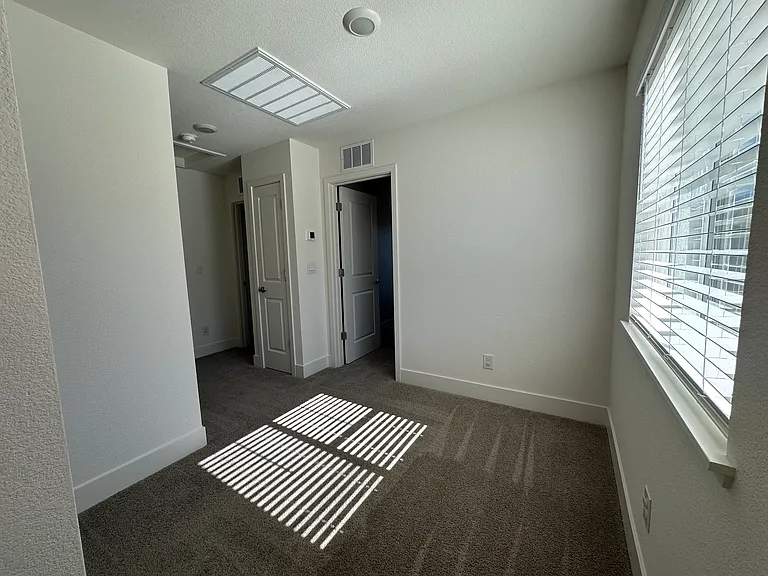 4232 Fawnridge Pl — Photo 3