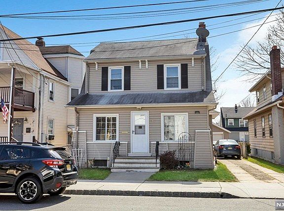 2nd image of 103 Tappan Ave