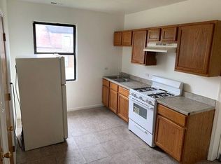 1522 W Marquette Rd, Chicago, IL 60636