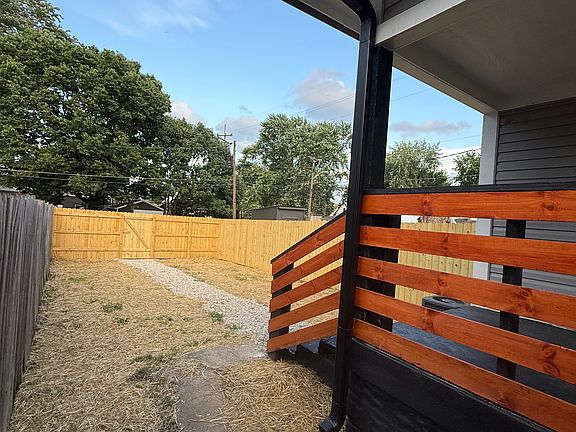 4th image of 51 S Holmes Ave #51