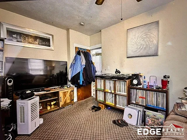 2 bed, 1.0 bath, $2,500 — Photo 4