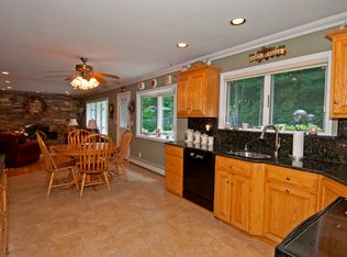 39 Village Hill Dr, Dix Hills, NY 11746