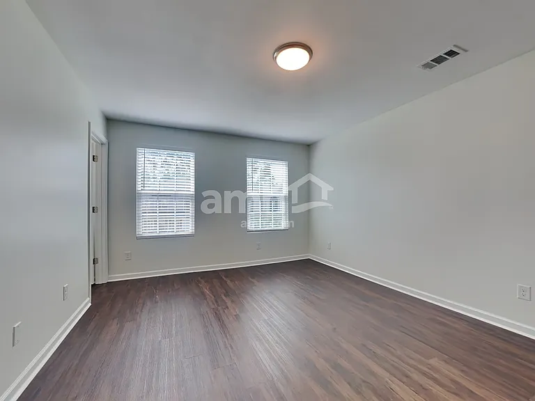 347 Southwilde Way — Photo 18