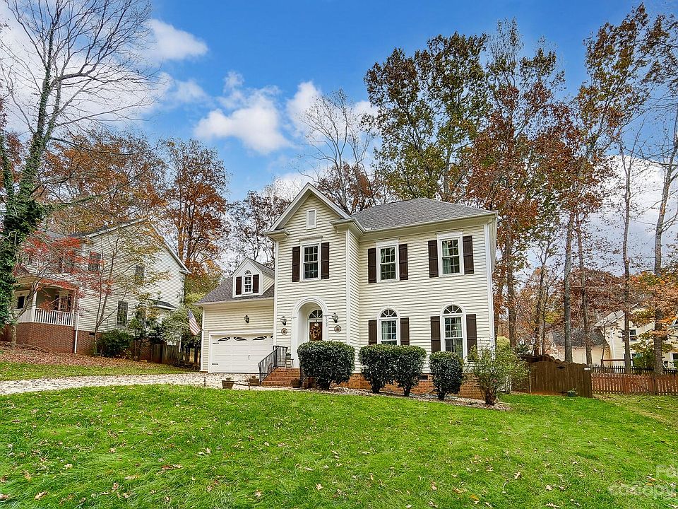 1st image of 7809 Forest Oaks Ln