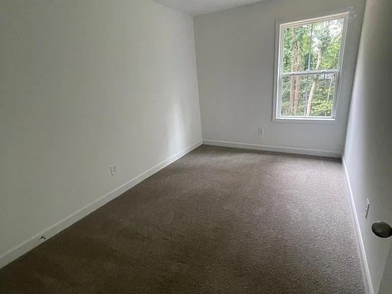 520 Rogers Lake Rd — Photo 13