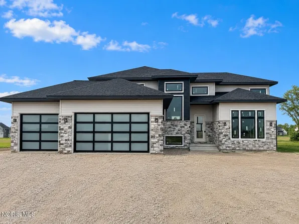 126 Wellington Pl, Perrysburg, OH 43551