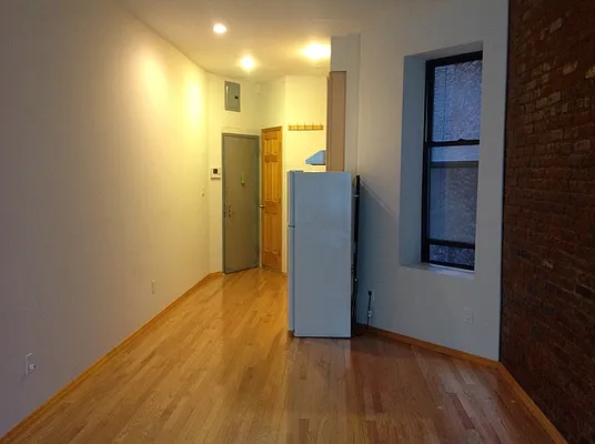 Rented by AD Real Estate Investors | media 6