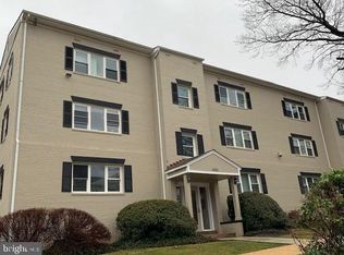 3051 Patrick Henry Dr APT 101, Falls Church, VA 22044
