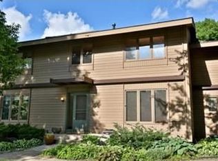 109 Birnamwood Dr, Burnsville, MN 55337