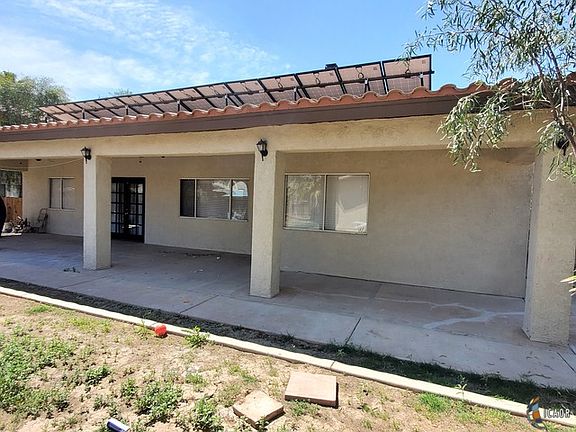 4th image of 1191 E Zapata St