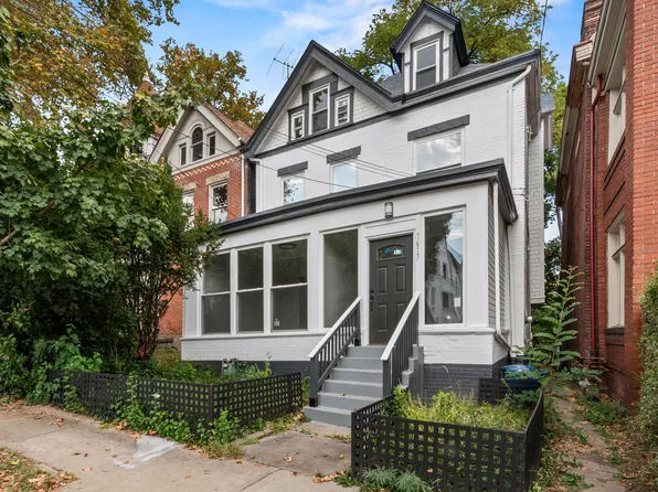 7617 Waverly St, Pittsburgh, PA 15221