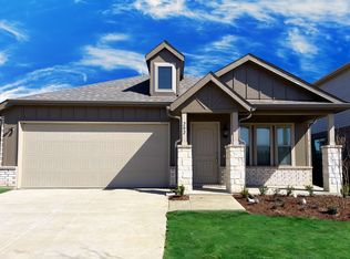 304 Knoll Pines Dr, Terrell, TX 75160