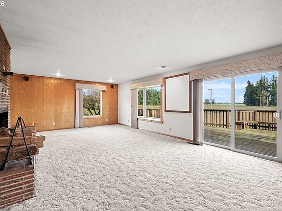 3rd image of 6884 S Hansen Ln