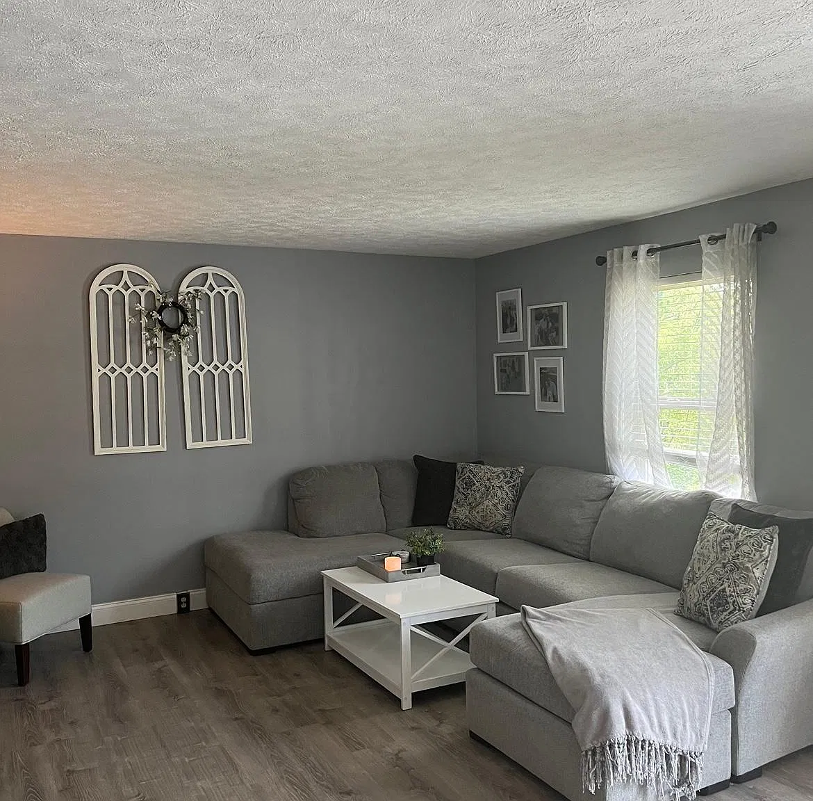 3 bed, 2.5 bath, 1524 sqft, $2,100 — Photo 3