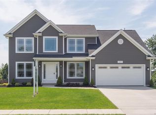 5290 Woodrich Ct, Hamburg, NY 14075