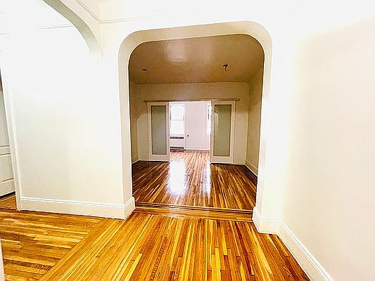 1st image of 402 Ocean Pkwy #5099