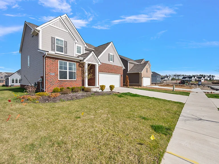 2436 Parkshore Dr — Photo 23