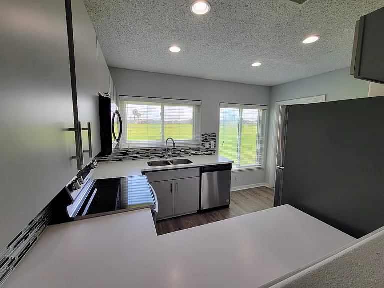 2814 Osprey Cove Pl — Photo 12