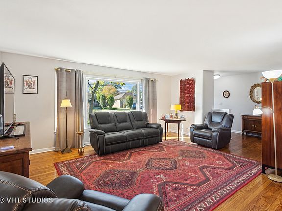 4th image of 8401 Le Claire Ave