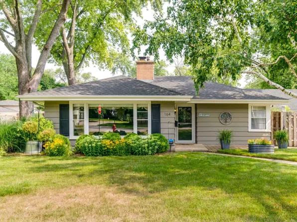 164 Coolidge Ave, Libertyville, IL 60048