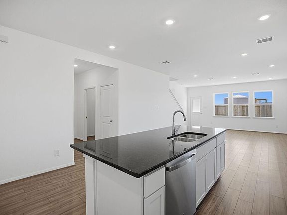 3rd image of 21847 Honey Scent Ln