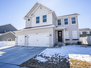 4906 E Silver Ridge Rd, Eagle Mountain, UT 84005