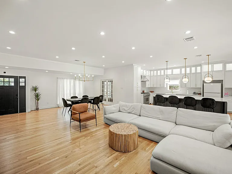 5630 Lymbar Dr — Photo 9